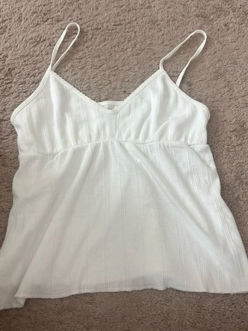 Brandy Melville White Ribbed V-Neck Cami Top - Lightweight Women's Tank